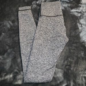 Lululemon heathered grey Wunder under size 2 28”